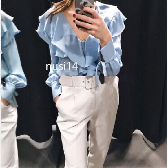 Zara RUFFLED LONG SLEEVE BUTTON UP V-NECK BLOUSE - Picture 2 of 10